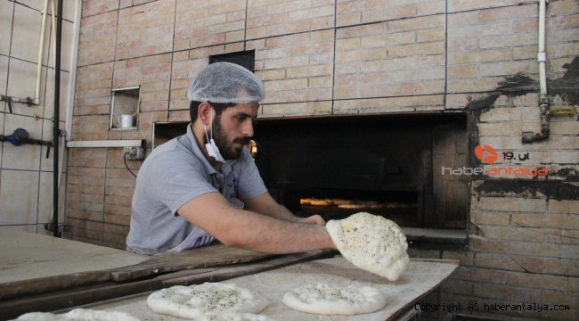 Ramazan pidesinin gramajı düştü fiyatı aynı kaldı