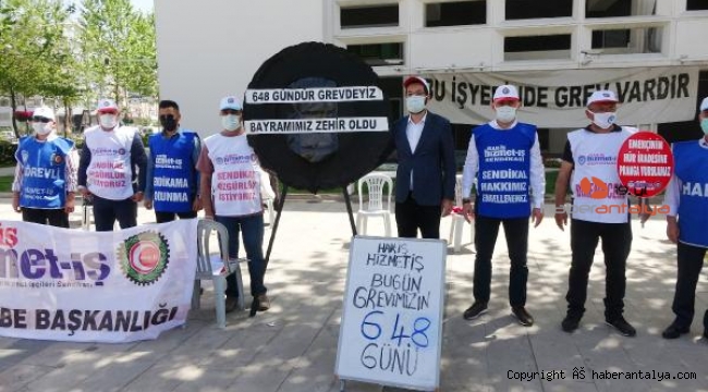 Sendikadan belediyeye siyah çelenk !