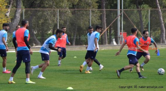 Serik Belediyespor'da 2 oyuncu kadro dışı bırakıldı !