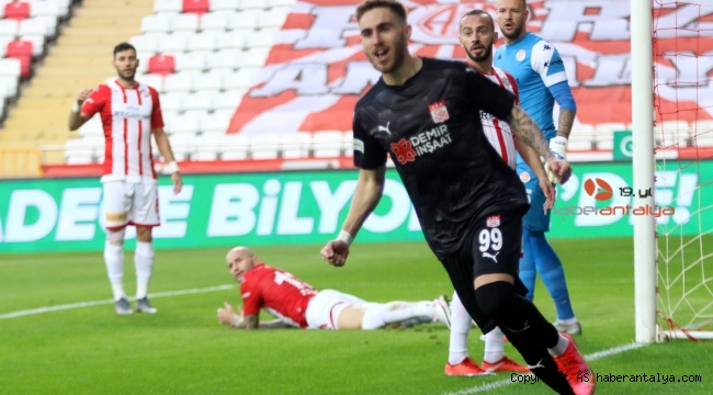 Süper Lig: FT Antalyaspor: 1 - DG Sivasspor:2