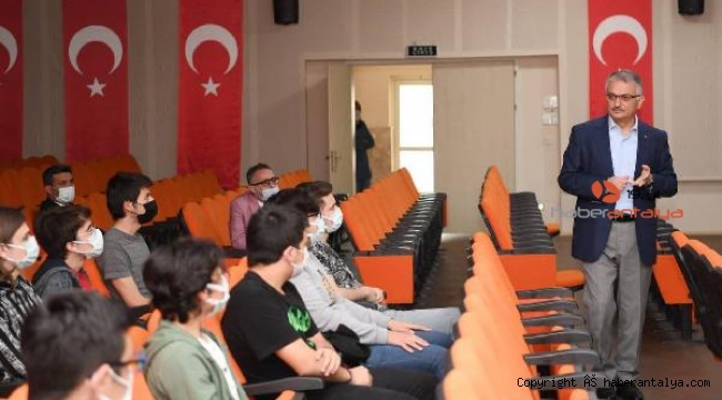 Validen, gençlere önemli tavsiyeler 