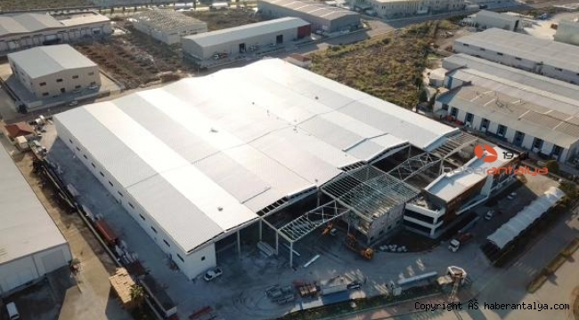 Yangında küle dönen Türkiye'nin ilk bitki fabrikası, 7 ayda yeniden doğdu 