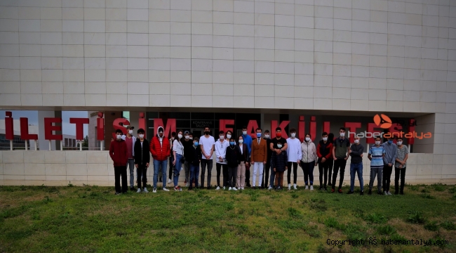 Yozgat sevgi evlerinde konaklayan öğrenciler İletişim Fakültesi'nde