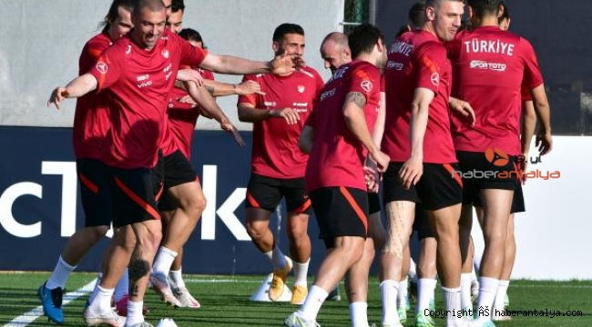 A Milli Futbol Takımımız hazırlıklarına ara vermedi