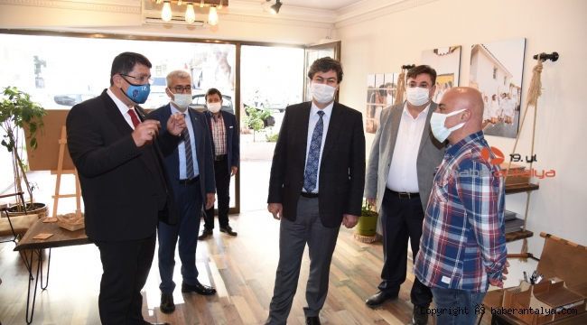 AESOB Başkanı Dere:" Cumhurbaşkanı biliyor, sürecin yükünü küçük esnaf çekti"