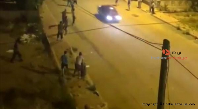 Antalya'da filmleri aratmayan kovalamaca; Ekip otosunun önüne geçtiler