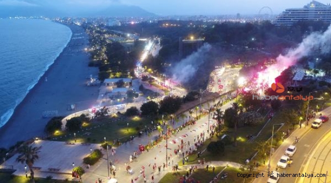 Antalya'da renkli mobil fener alayı