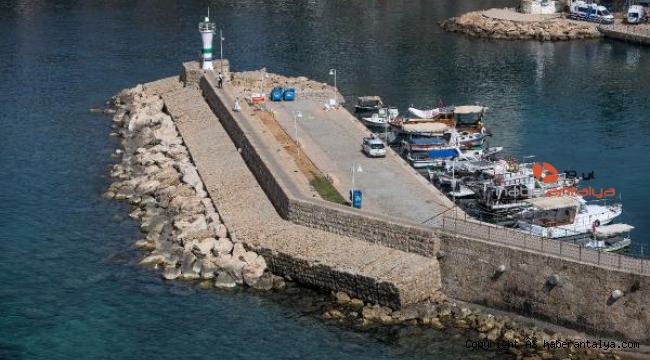 Antalya'nın simgelerinden tarihi mendirek tehlike altında