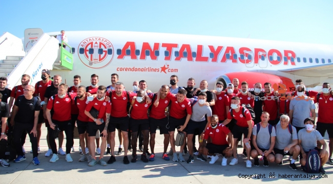 Antalyaspor'dan, Corendon Airlenes'le tarihi yolculuk
