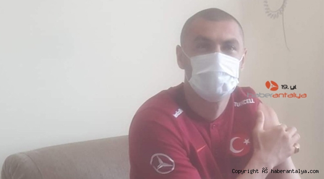 Burak Yılmaz korona virüs aşısı oldu