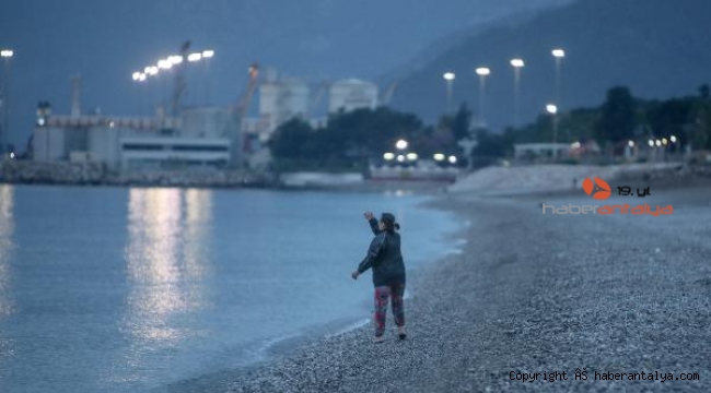 Hıdırellez geldi, dileklerini suyla buluşturmak isteyenlere tam kapanma da engel olamadı