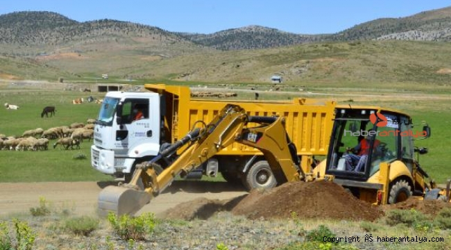 Manavgat Belediyesi'nden yayla yollarına bakım seferberliği