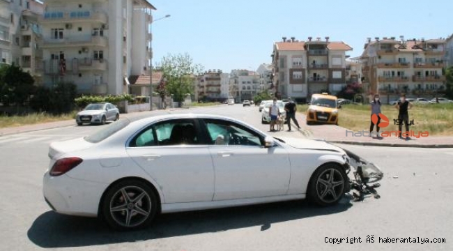 Manavgat'ta korkutan trafik kazası