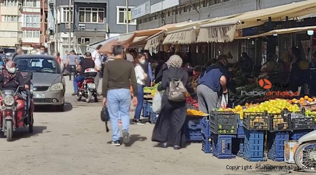 Manavlardaki yoğunluğa polis müdahalesi !
