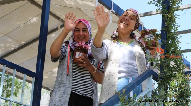 Mobil konserler anneler için düzenlendi