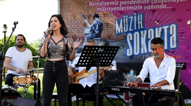 Muratpaşa'dan müzisyenlere destek