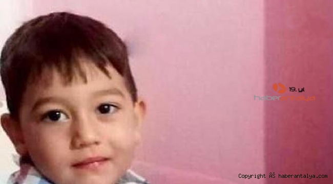 Oynarken devrilen briketlerin altında kalan küçük Ali, öldü