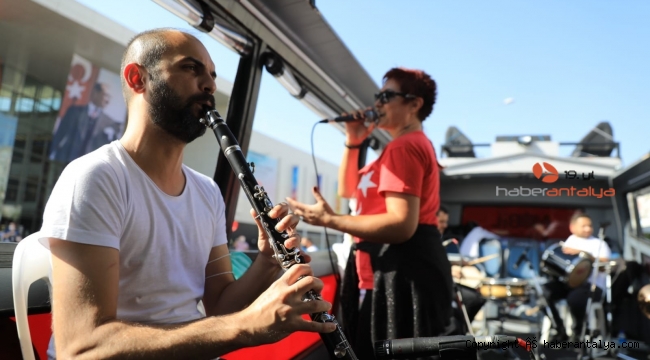 Ramazan'a özel mobil konserler