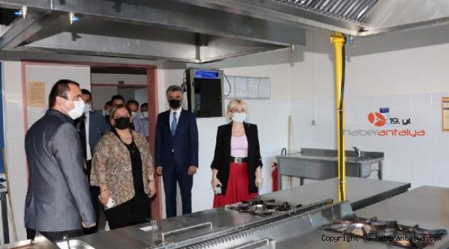 Rektör Özkan'dan okul denetimleri