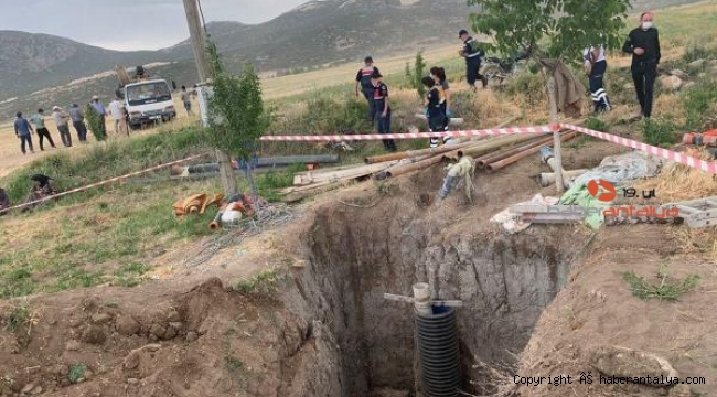 Sondaj kuyusunda üzerine toprak göçmesi sonucu öldü !