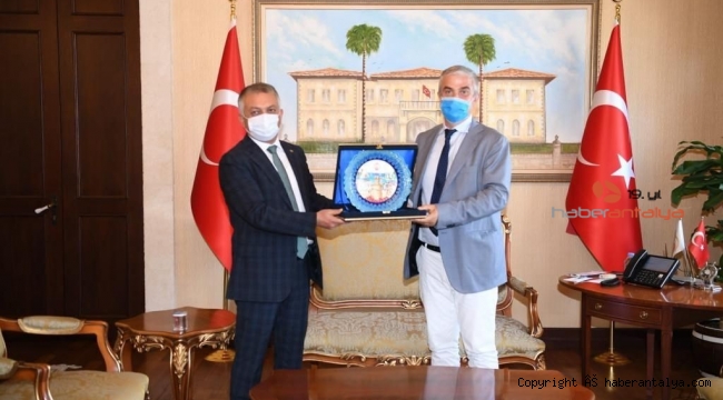 Vali Yazıcı: " Antalya pandemi sürecinde de en çok tercih edilen ve en güvenli şehir "