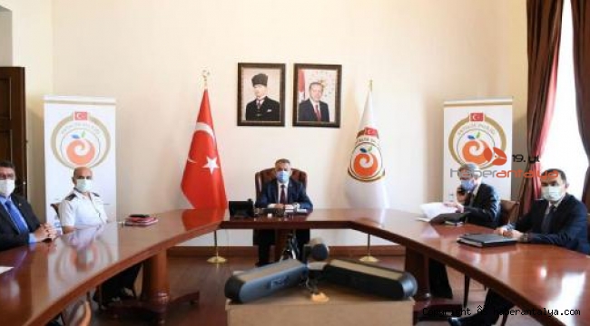 Vali Yazıcı'dan cumartesi pazarları açıklaması