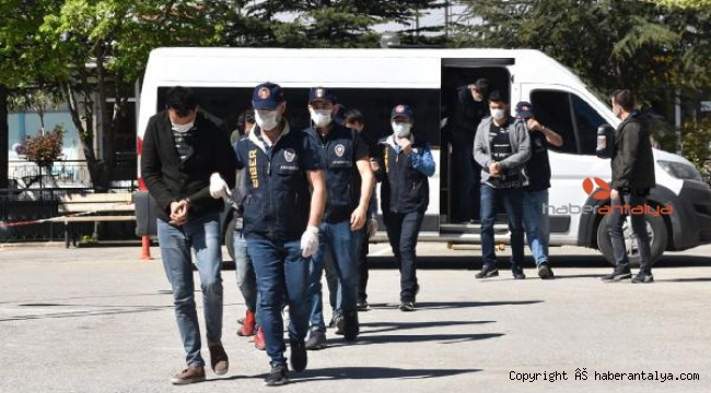 'Yasa dışı bahis' ile 15 kişiyi 70 bin TL dolandıran 6 şüpheli tutuklandı