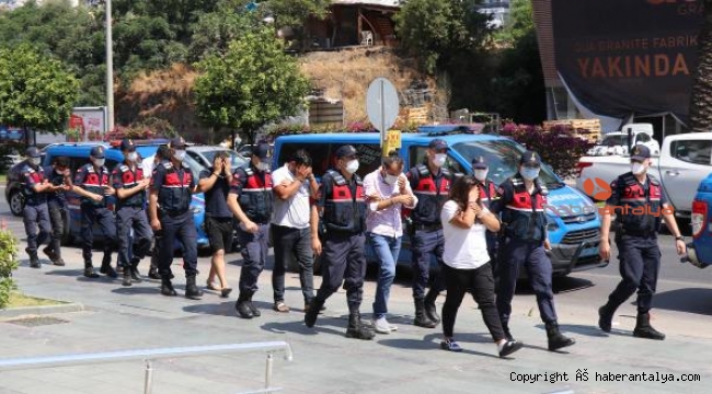 16 kaçak göçmen ve 7 organizatör yakalandı !