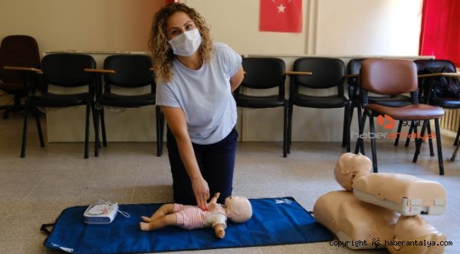 Alanya Belediyesi personeline ilk yardım eğitimi