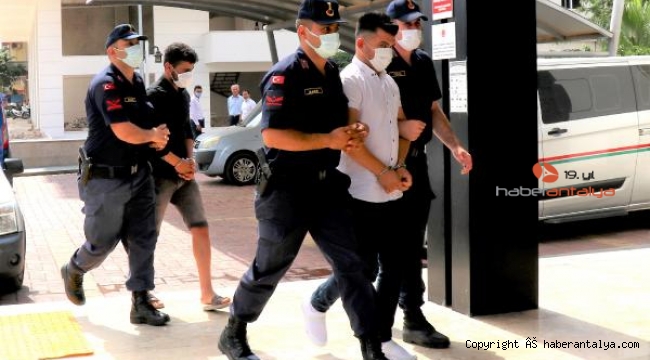 Alanya'da fuhuş operasyonu: 2 gözaltı