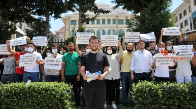 Antalya'da Kılıçdaroğlu'na 1 TL'lik tazminat davası !
