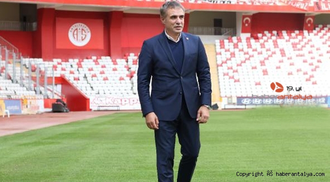 Antalyaspor'da yaprak dökümü;, 4 futbolcuyla yollar ayrılıyor