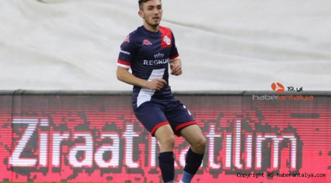 Antalyaspor gençlerinden milli gurur