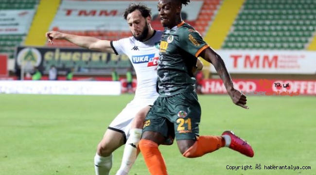 Aytemiz Alanyaspor'da yeni dönem başlıyor. İşte transfer söylentileri !