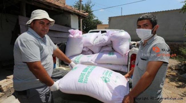 Başkan Tütüncü, Döşemealtı'da 75 çiftçinin yüzünü güldürdü