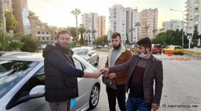 Benzediği kişiyi öldürdü, suçu ölen arkadaşına attı !