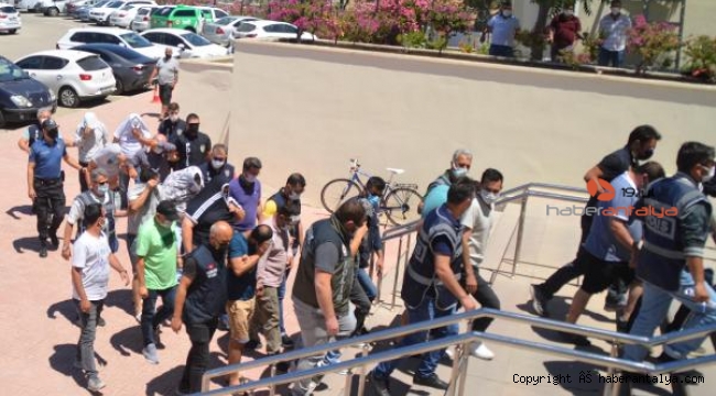 Bodrum merkezli fuhuş operasyonunda 18 şüpheli adliyede