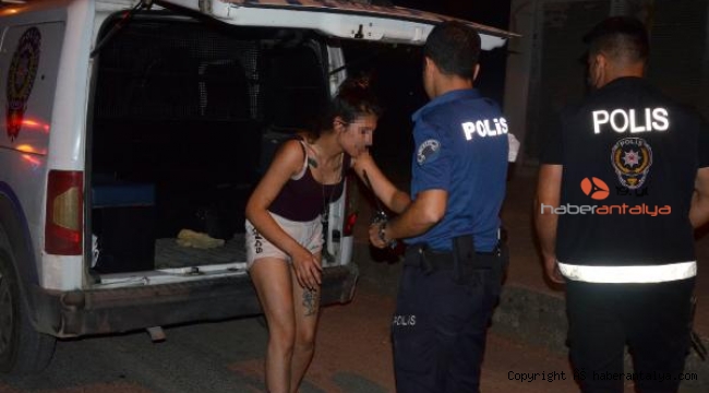 Çalıntı plakalı otomobille filmleri aratmayan kovalamaca !