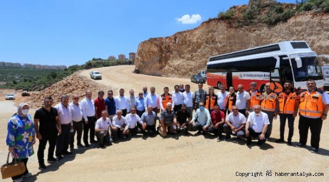 Kepez'de sathi asfalt sezonu törenle açıldı