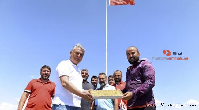 Kırkpınar öncesi Korkuteli zirvesi
