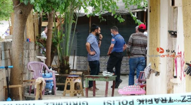 'Kıskançlık' tartışmasında eşi Seycan'ı bacaklarından vurdu !