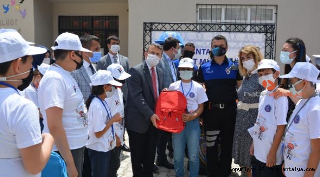 Korkuteli'de TÜBİTAK Bilim Fuarı düzenlendi