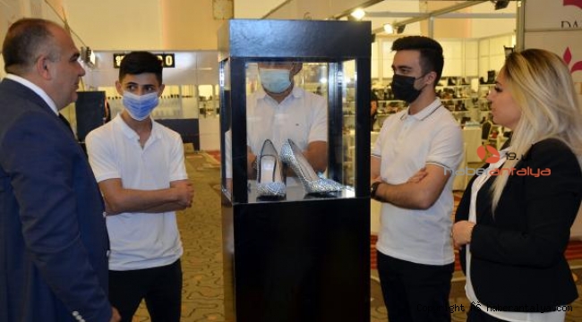 'Made in Turkiye' etiketli 140 bin TL'lik ayakkabı