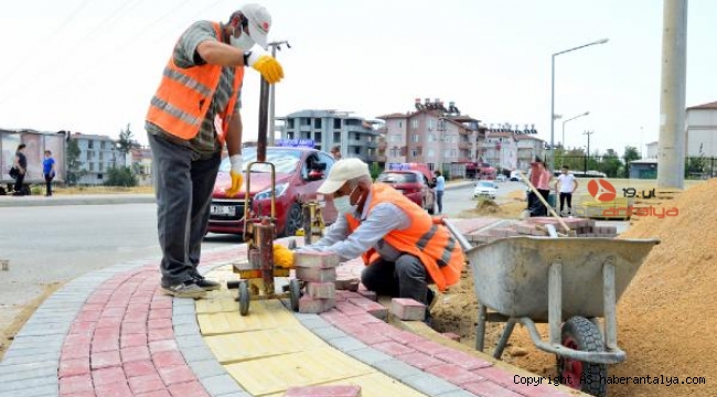 Manavgat Belediyesi'nden Emek Mahallesi'ne kaldırım