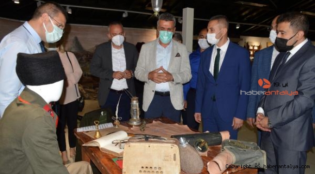 'Milli Mücadele' sergisi açıldı, ilgi yoğun oldu