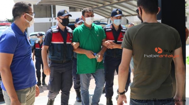 Muhtar, tabancasını temizlerken eşini öldürdü !