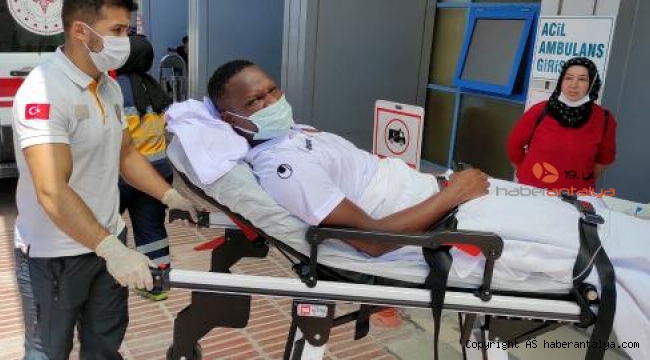 Alanyasporlu Babacar antrenman öncesi kalp spazmı geçirdi