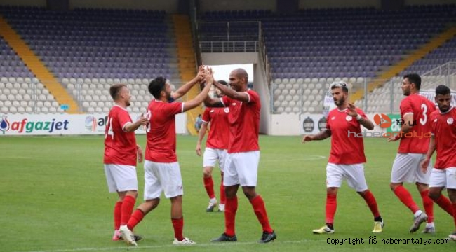 Antalyaspor hazırlık maçında 4 attı