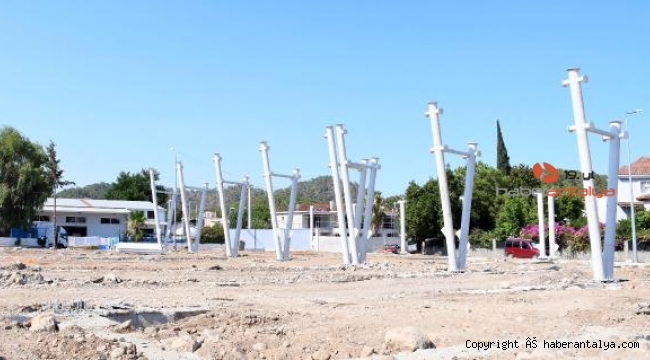 Arslanbucak kapalı pazar yerinde çalışmalar sürüyor