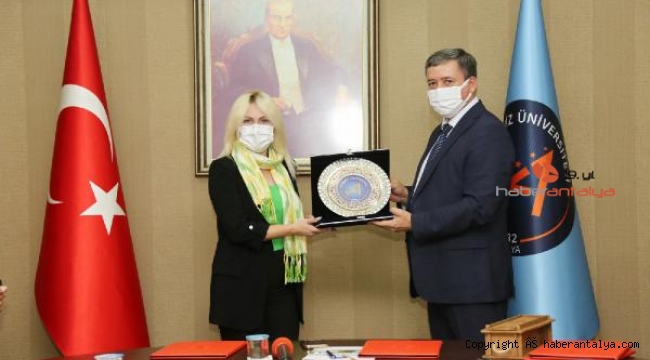 AÜ ile Özbekiskan üniversiteleri arasında işbirliği protokolü